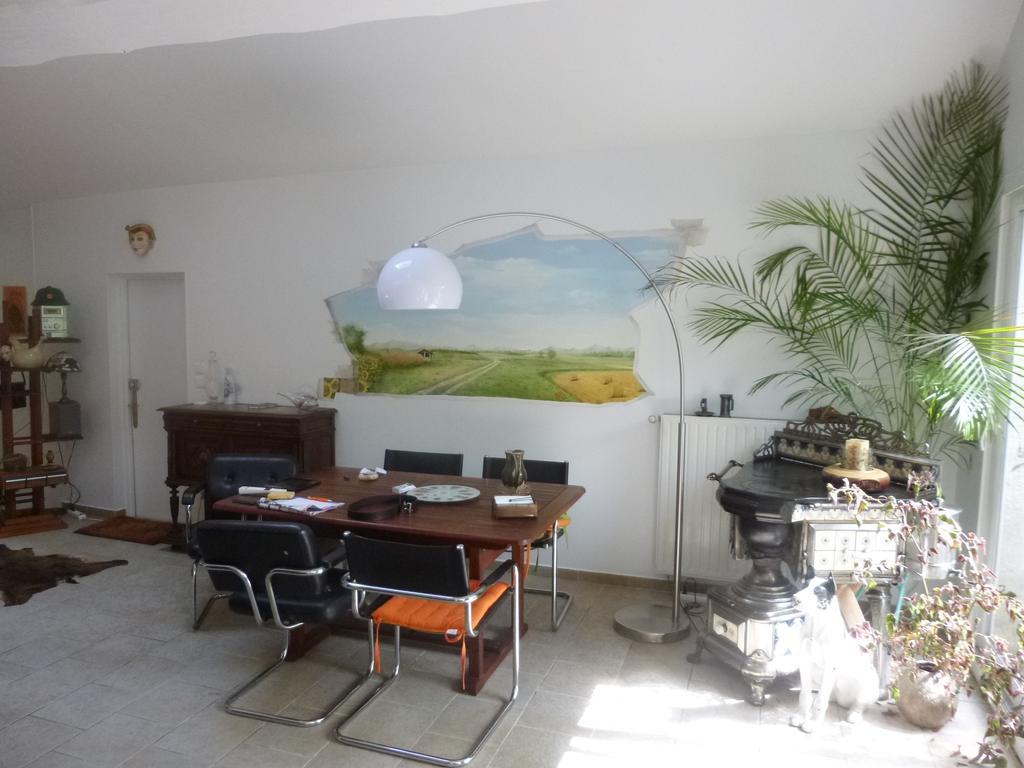 Chambre D'Hotes Rue Des Fougeres Bed & Breakfast Louviers Bagian luar foto